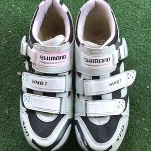 Shimano Sz 8.5 Clip in Bike Shoes